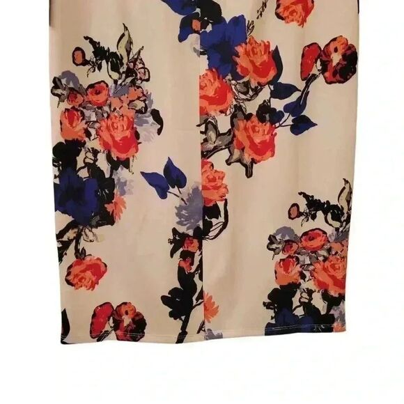 NYCC Women's White, Black, Navy, Red & Orange Floral Poly/Spandex Straight Pull - Picture 4 of 9